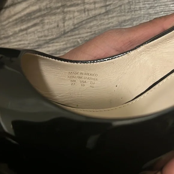 Shiny Black Lidia Talavera Heels US10 - Picture 4 of 9